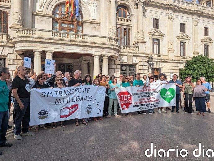 Vecinos piden una mesa de diálogo para las personas en el asentamiento de la F1: "Queremos que estén bien"