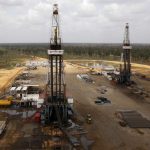 Venezuela y Estados Unidos formalizan su controversial acuerdo petrolero