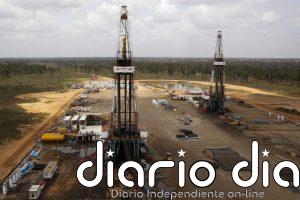 Venezuela y Estados Unidos formalizan su controversial acuerdo petrolero
