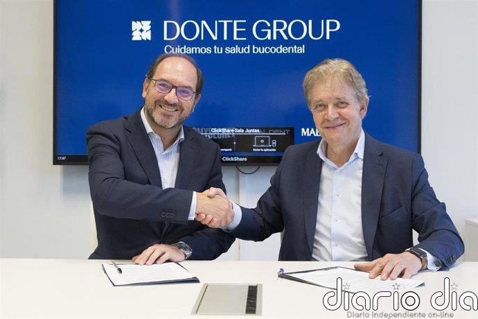 Vitaldent, la Fundación 'la Caixa' y CaixaBank renuevan su alianza de salud bucodental para personas vulnerables