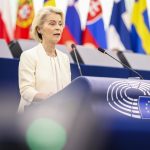 Von der Leyen pide vetar las redes a los menores de 13 años y un acceso con restricciones hasta los 15