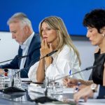 Yolanda Díaz acusa al PP de ser "pirómanos del odio" y a Feijòo de ir "travestido" de Vox