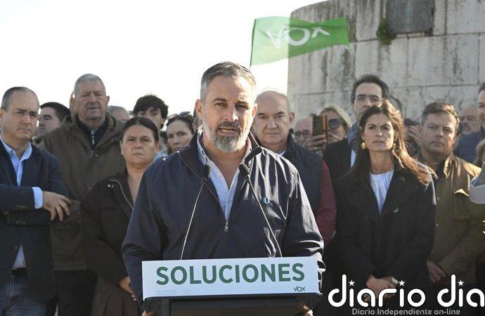 Abascal dice que el posible cierre del AVE Madrid-Barcelona demuestra que el Gobierno es "responsable" en Urda