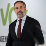 Abascal llama "golfos" a CCOO y UGT y les acusa de "silencio cómplice" tras convocar la huelga