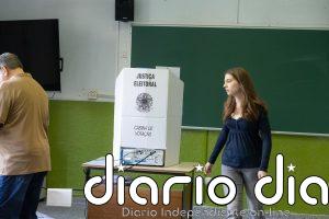 Abren los colegios para las elecciones en Brasil, primer asalto de la gran pugna entre Lula y Bolsonaro