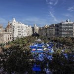 Acampada València recomienda reforzar las tiendas ante las lluvias y recalca: "La acampada no se desaloja"