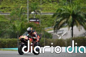 Acosta se lleva la esprint de Sepang y Marc Márquez se escapa en el Mundial