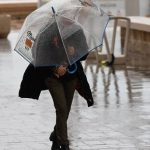 AEMET emite un aviso especial por lluvias y tormentas "muy fuertes" en el tercio oriental al menos hasta el domingo