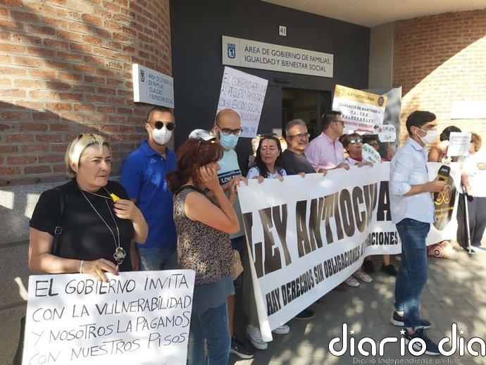 Afectados por la Ocupación critican al Gobierno por ignorar a los pequeños propietarios con pisos 'okupados'