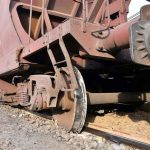 Al menos cinco muertos tras el descarrilamiento de un tren de pasajeros en el centro de Pakistán