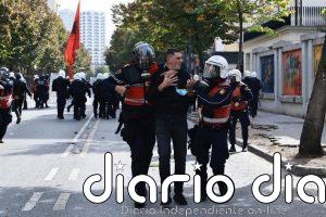 Albania eleva a 156 los heridos por las protestas en la capital y acusa a la oposición de instrumentalizar la violencia