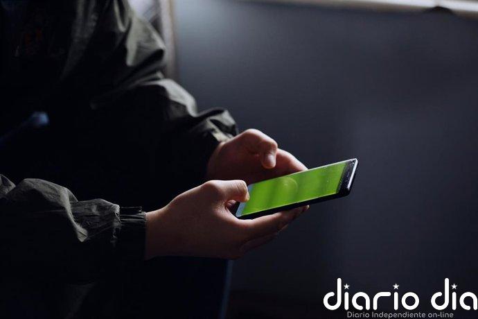 Alertan de AdFection, el primer 'software' espía mercenario 'cero clics' que infecta el móvil con solo ver un anuncio