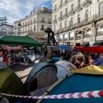 Almeida insiste en que acampada en Sol no le parece pacífica y que toda violencia es condenable, "venga de donde venga"