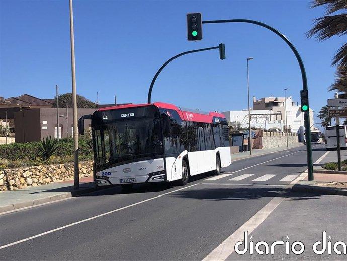 Almería pide "responsabilidad" a trabajadores y empresa para lograr un acuerdo ante la huelga de autobuses