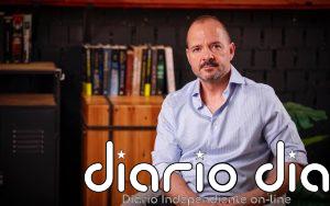 Ángel Martín lleva el humor a su primera novela 'El día que lo fuimos todo': "Las emociones positivas, las prefiero"