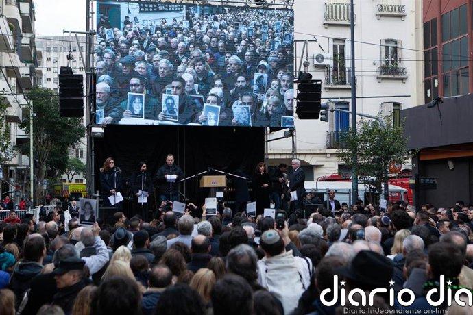 Argentina estudia denunciar a Irán ante tribunales internacionales por el atentado contra la AMIA en 1994