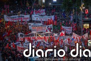 Arranca la manifestación en favor de la vivienda en Barcelona