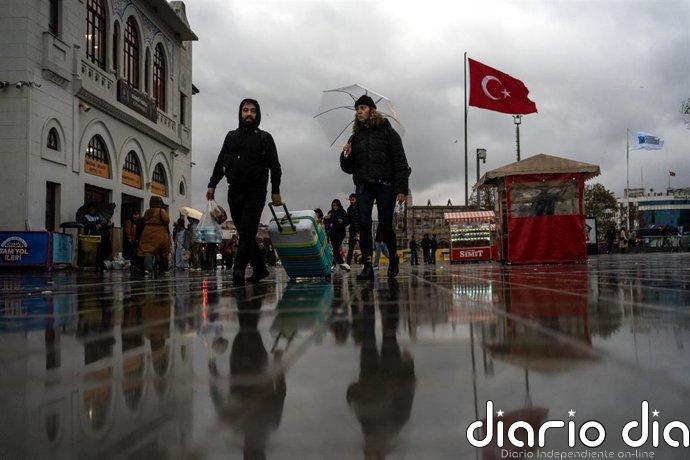 Ascienden a cinco los muertos por las inundaciones en Estambul
