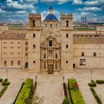 Associació Valenciana d'Escriptors reivindica el "patrimonio lingüístico" y pide más recursos para la AVL