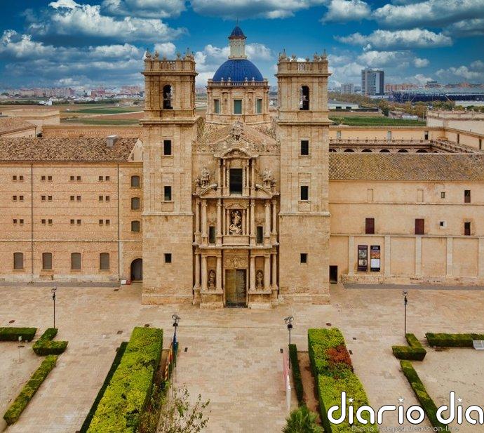 Associació Valenciana d'Escriptors reivindica el "patrimonio lingüístico" y pide más recursos para la AVL
