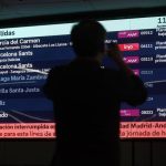 Atocha vive un día "raro" marcado por la "pena" y la huelga de maquinistas