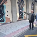Avilés restaura el icónico mural 'El bosque encantado' de Carlos Suárez en su 25º aniversario