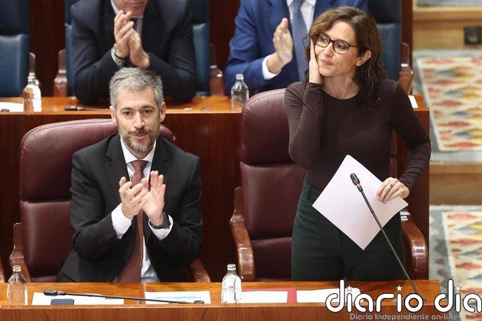 Ayuso censura a un PSOE que tiene "decenas de pisos" y más patrimonio "que Jeff Bezos": "Dejen de tener tanta caradura"