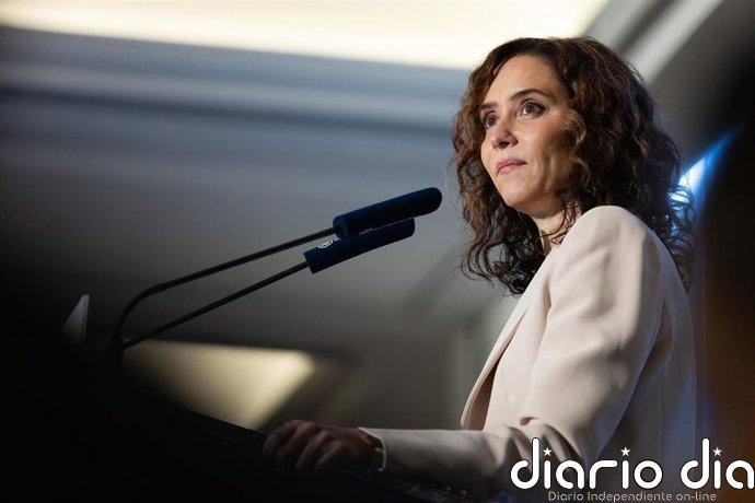 Ayuso subraya que en 2023 parte del voto por correo "nunca llegó" y pide estar pendientes de "trampas" en el 29N