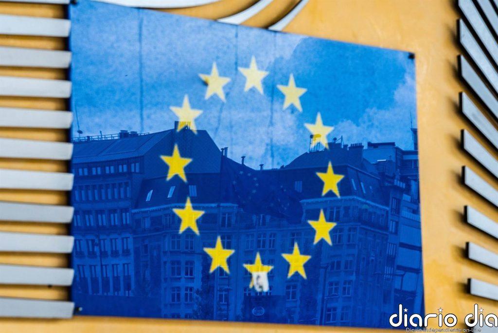 Bruselas acusa a KKR de engañarle en el examen de la compra del negocio de red fija de la italiana TIM