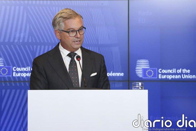 Bruselas pide a los líderes orientación para un marco de emergencia que permita suspender el derecho de asilo