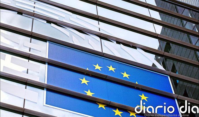 Bruselas rechaza un veto de EEUU a las exportaciones de diésel y avisa de que dañaría la confianza como socio
