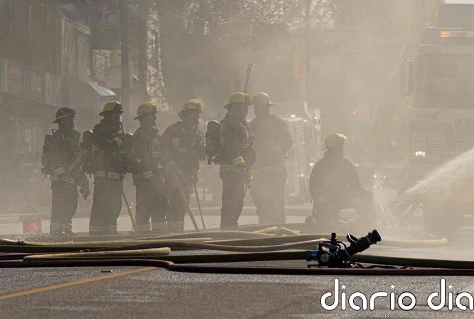 Canadá confirma víctimas mortales por un gran incendio en la base militar de Alberta