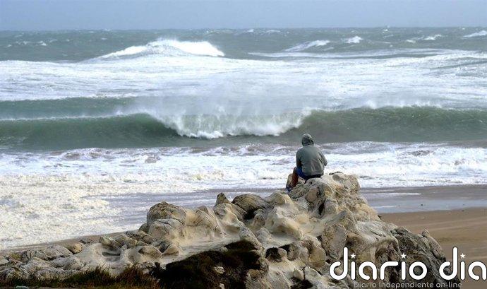 Cantabria está este miércoles en aviso amarillo por olas de 4 metros