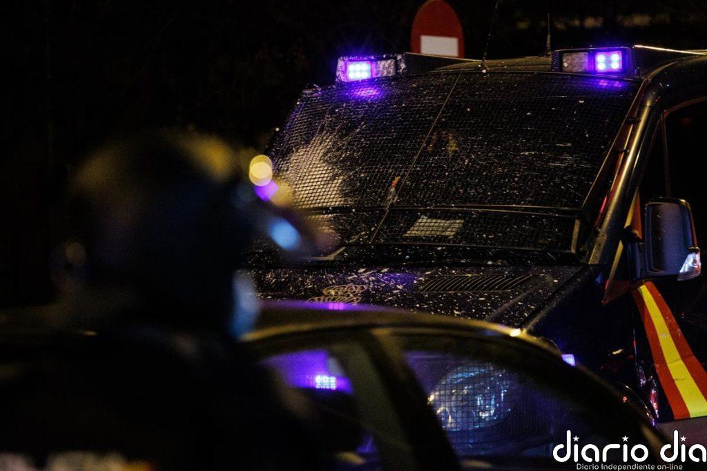 Cargas policiales contra los manifestantes en el Ministerio de Transportes por el accidente ferroviario