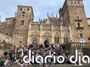 Cerca de 300 jóvenes y familias de la Archidiócesis de Toledo celebran en Guadalupe (Cáceres) el Jubileo Guadalupense