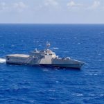 China envía fuerzas para vigilar un buque de guerra de EEUU tras una "incursión ilegal" cerca de las islas Spratly