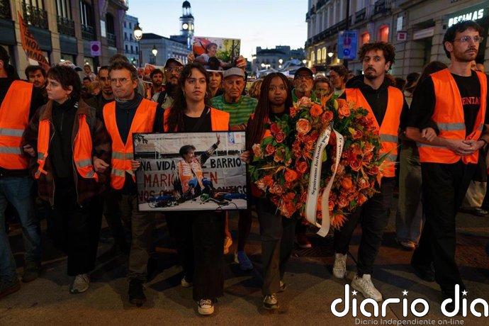 Cientos de personas marchan en Madrid en homenaje a Maricarmen