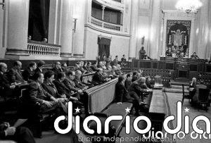 Cincuenta años del trascendental informe de Suárez al 'Senado' franquista en favor de la Ley de Reforma Política
