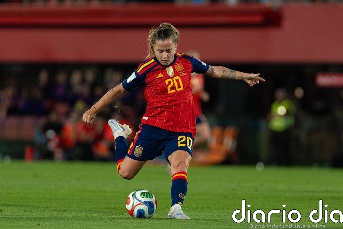 Claudia Pina y Mapi León abandonan la concentración de España y Lucía García se incorpora