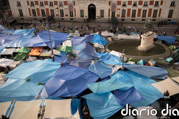 Comerciantes de Sol cifran en 25 millones las pérdidas por acampada y piden al delegado que ponga "fin" a la situación