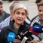 Comuns ahondan en la línea Colau y piden incluir a Podemos y otros aliados en Frente Amplio para un acuerdo