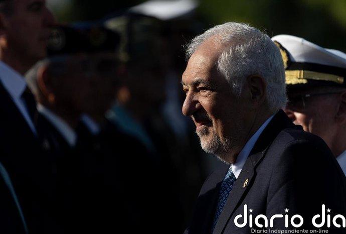 Conde-Pumpido reclama a los partidos que "cumplan" la Constitución y renueven la parte del TC que le toca al Senado