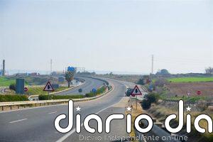 Cortado el carril izquierdo de la A-7 a su paso por Sorbas (Almería) tras el vuelco de un camión