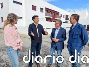 Cuenca (PSOE) exige a Moreno que "se ponga de lado de las familias y sea sensible al drama de la vivienda"