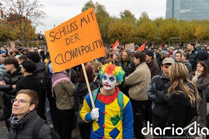 Decenas de miles de jóvenes se manifiestan en Alemania