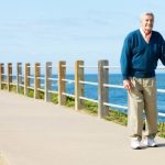 Descubren cómo la microglía "muerde" las neuronas para eliminar la alfa-sinucleína del Parkinson