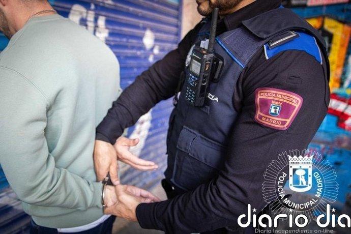Detenidos dos jóvenes con más de 17 kilos de cocaína y otras sustancias en un piso en Puente de Vallecas