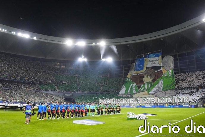 Detenidos en Sevilla dos ultras del Porto por agredir a un trabajador de La Cartuja en el partido frente al Betis