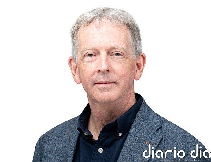Dia nombra presidente a Jonathan Muir (LetterOne) en sustitución de Benjamin J. Babcock