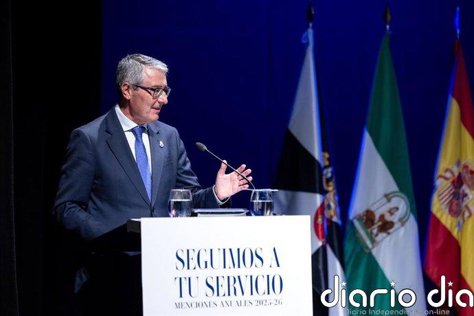 Diputación de Málaga destaca "el servicio público, entrega, valentía y compromiso" de Protección Civil con la seguridad